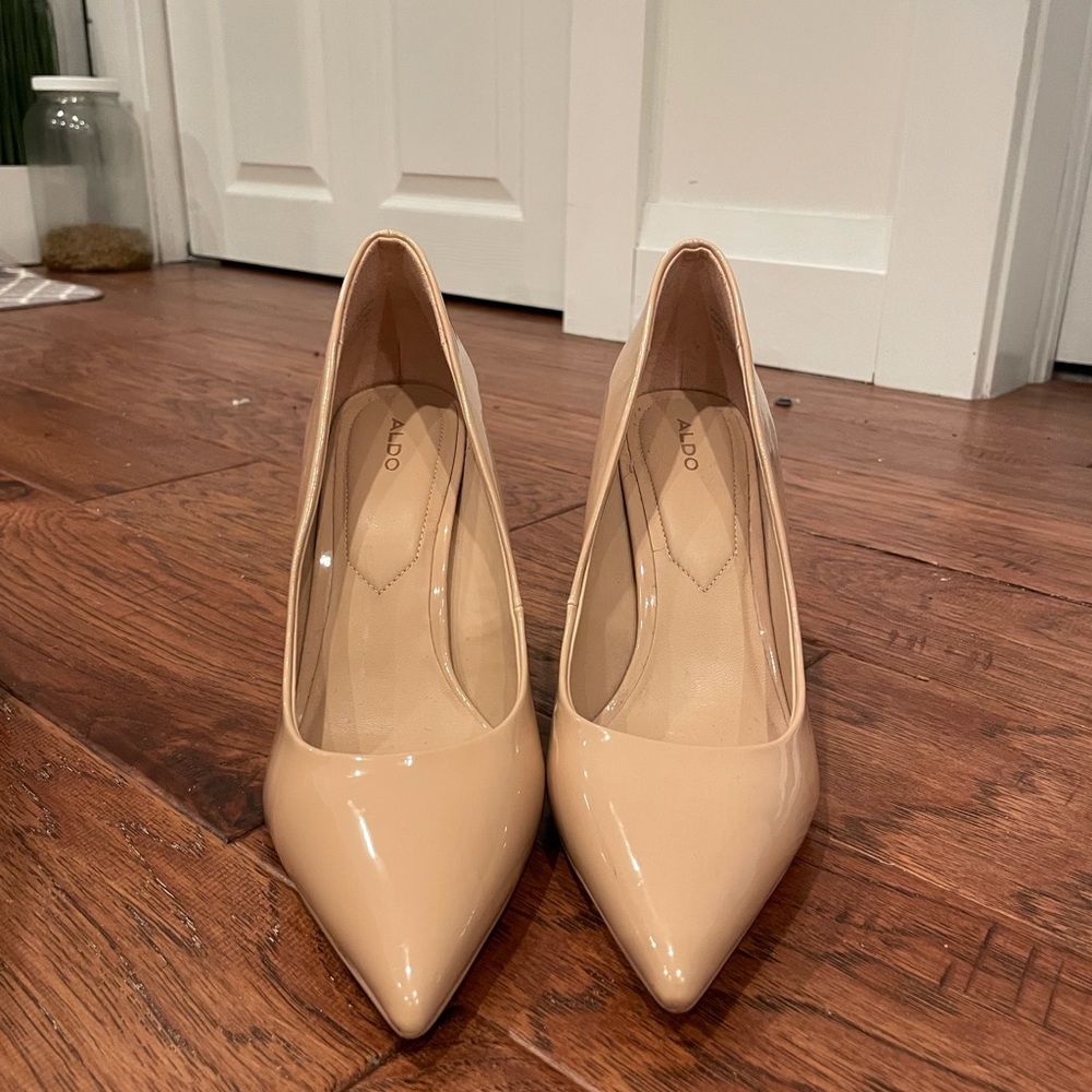 Aldo nude heels